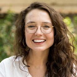 Chelsea Byers Headshot