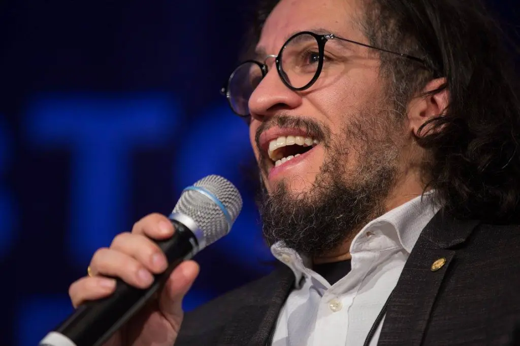 Brazilian politician Jean Wyllys speaking at the LGBTQ International Leaders Conference in 2017